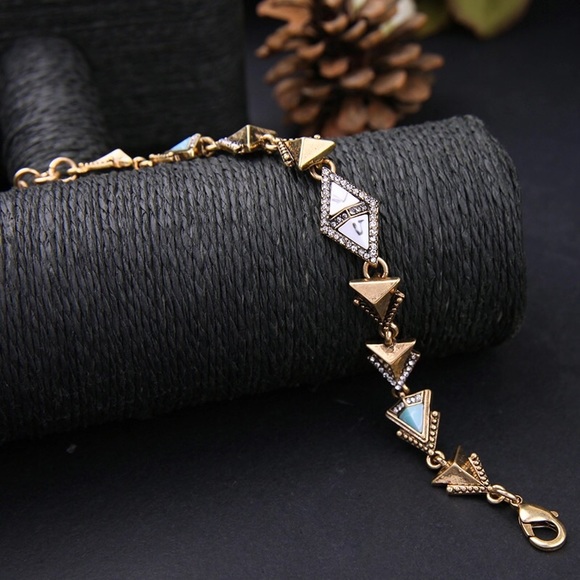 Jewelry - Antique Gold Bracelet